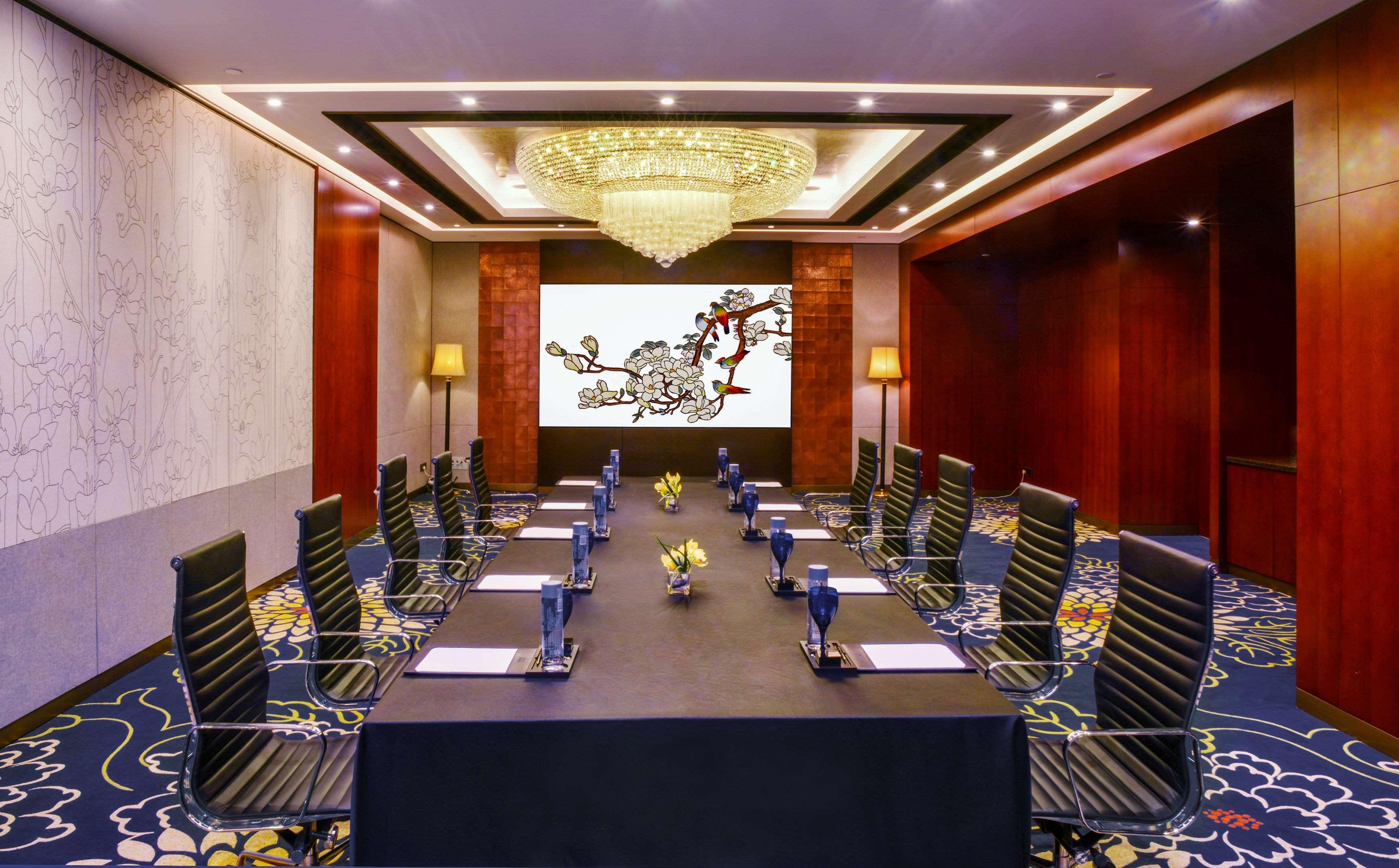酒店 The Garden Guangzhou: Exhibition Center Shuttle & Fair Services 5*